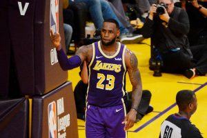 LeBron James supera a Michael Jordan y se convierte en el 4º máximo  anotador de la historia