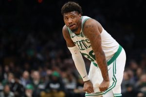 La NBA multa con 50.000 dólares a Marcus Smart