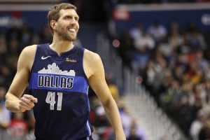 Un gran último cuarto de Nowitzki redondea la victoria de los Mavericks