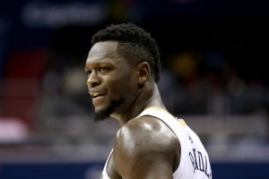 Randle y Holiday dan la victoria a los Pelicans en Utah