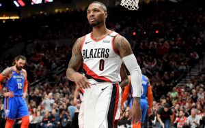Lillard, McCollum y Kanter guían a Portland hacia el 1-0