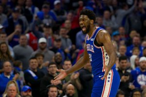 Joel Embiid, Jarrett Allen y el Game 4