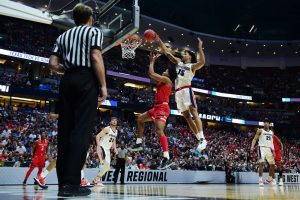 Brandon Clarke, máximo taponador de la NCAA, pone la vista en el Draft