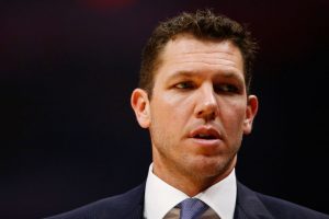 Sacramento y la NBA investigarán la acusación por abuso sexual a Luke Walton