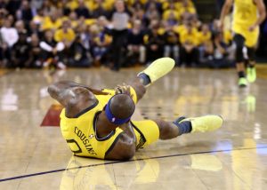 DeMarcus Cousins se lesiona en el muslo izquierdo