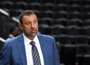 Sacramento negociará la extensión de Vlade Divac