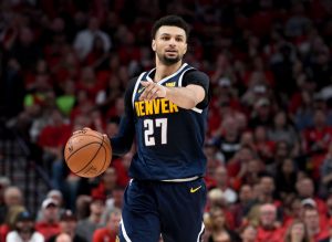 Jokic y Murray impulsan a los Nuggets