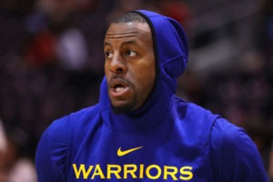 Iguodala, muchas opciones de poder jugar el domingo