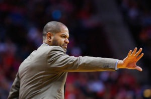 Sigue el casting para el banquillo de los Lakers: entrevista a J.B. Bickerstaff