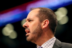 Los Lakers contratan a Frank Vogel como entrenador jefe