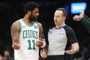 Irving, molesto con la cantidad de faltas señaladas sobre Antetokounmpo