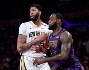 Boston y Lakers (ofrecen a Ingram, Lonzo y el 'pick' 4) negocian fuerte por Anthony Davis