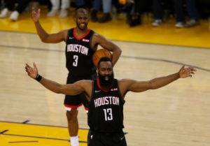 Chris Paul querría salir de Houston por su mala relación con Harden