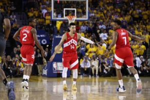 Finales NBA: Toronto vuelve a ganar en Oakland y se coloca a las puertas del primer anillo de su historia