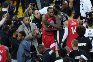 Golden State felicita a Toronto a través de la prensa