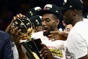 Kawhi Leonard, una cuestión entre Raptors y Clippers
