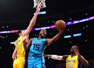 ¿Tendrán los Lakers capacidad de ofrecer un tercer contrato que roce el máximo?