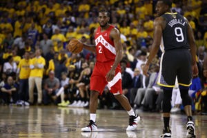 Kawhi Leonard sigue abonado a la treintena