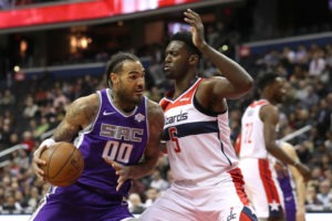 El agente de Cauley-Stein cree que el jugador debe abandonar Sacramento