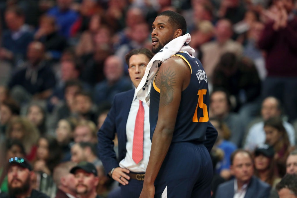 Derrick Favors pidió que le traspasaran a los Pelicans