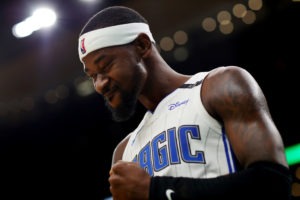 Orlando Magic retiene a Terrence Ross