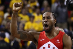 Kawhi Leonard jugará en los Clippers junto a Paul George