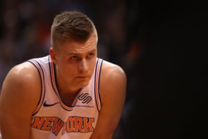 Kristaps Porzingis aceptó el máximo salarial de Dallas