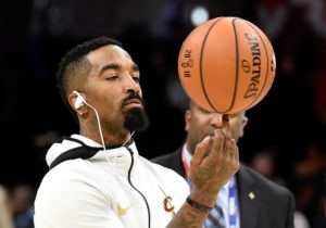 Los Cavaliers cortan a J.R. Smith, que tiene difícil ir a los Lakers