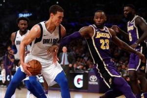 Dwight Powell renuncia a estar en el Mundial con Canadá