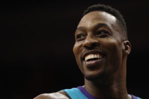 Los Grizzlies oficializan el despido de Dwight Howard