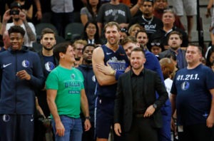 A Cuban le gustaría tener a Nowitzki como copropietario de los Mavericks
