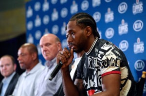 Doc Rivers dijo a Ballmer que si no fichaban a Kawhi, los Clippers acabarían en Seattle