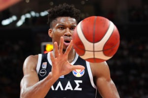 Los Bucks no temen el posible interés de los Warriors en Giannis Antetokounmpo