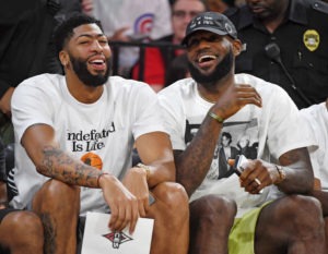 LeBron y Anthony Davis, claves en las decisiones de los Lakers para fichar