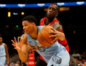Ivan Rabb sella un acuerdo dual con los Knicks