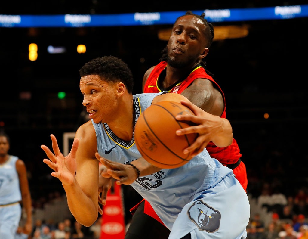 Ivan Rabb sella un acuerdo dual con los Knicks
