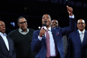 Los Pistons construirán una estatua a Isiah Thomas en su pabellón