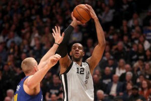 LaMarcus Aldridge se quedará en los San Antonio Spurs hasta 2021