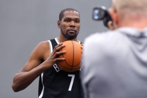 Durant admite que su discusión con Green ayudó a marcharse de los Warriors