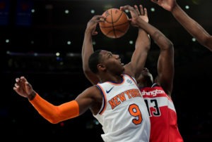 Los Spurs arruinan el gran debut de R.J. Barrett