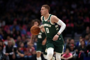 Milwaukee ejerce el tercer año de contrato de Donte DiVincenzo