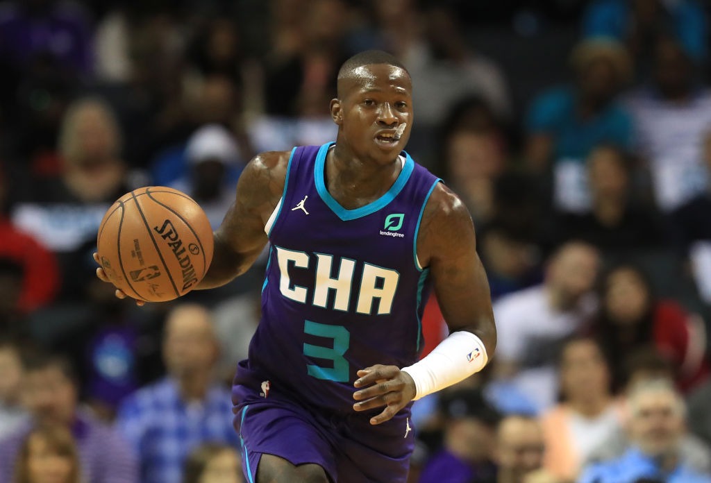 Los Hornets post-Kemba se estrenan con victoria