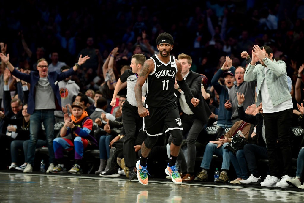 Kyrie Irving hace historia en su debut con los Nets