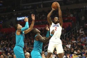 Los Clippers continúan a velocidad crucero