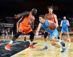 Los Angeles Lakers firma a David Stockton