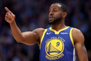Los Grizzlies no reculan: solo liberarán a Iguodala vía traspaso