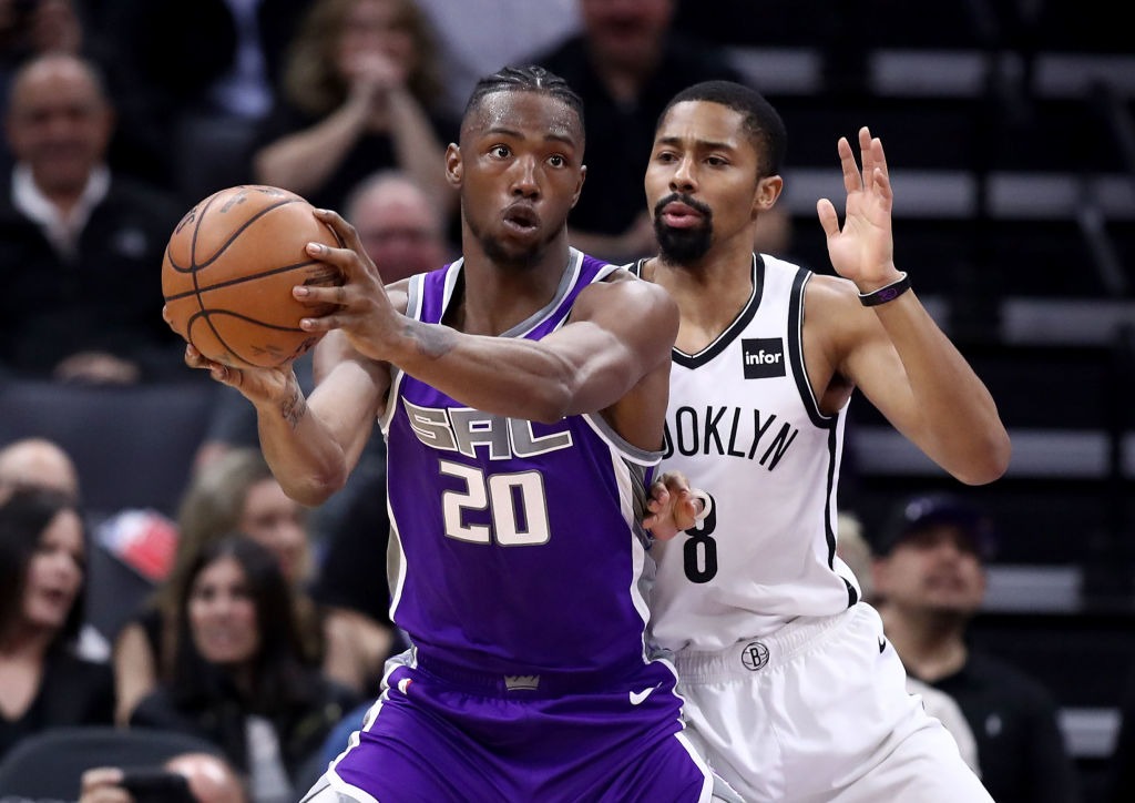 Los Kings rechazan la opción sobre Harry Giles