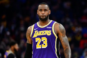 Los Lakers logran su séptima victoria consecutiva a costa de Memphis