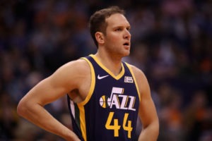 Un gran Bogdanovic comanda el triunfo de los Jazz en Minnesota