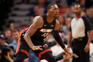 Miami Heat sigue invicto en casa (7-0)